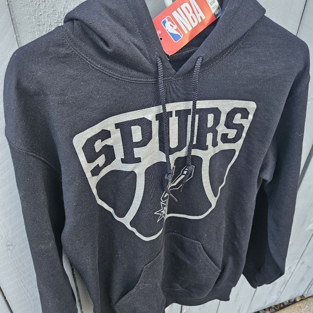 NWT NBA San Antonio Spurs Pullover Hoodie - Picture 3 of 7